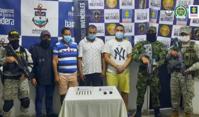 Las capturas fueron realizadas por la Armada, Ejército y CTI. 