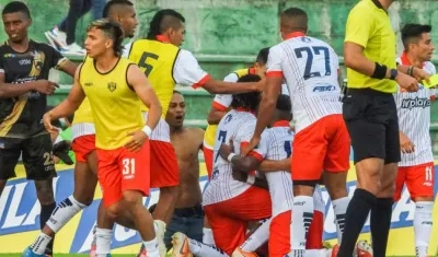 Celebración tras el segundo gol del Unión. 