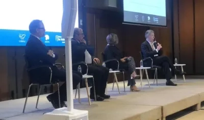 Presentación en Bogotá de la Biblioteca Abierta del Proceso de Paz.