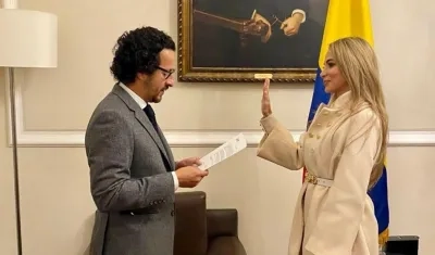  Ana María Aljure Reales en la posesión como directora general del IGAC.