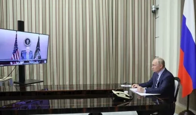 Vladímir Putin, presidente de Rusia, en la reunión virtual con Joe Biden, presidente de EE.UU.