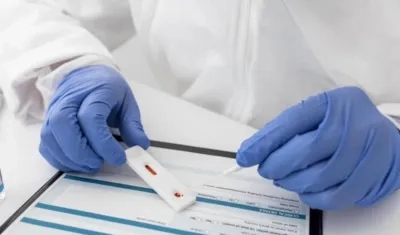 Las pruebas de Covid-19 siguen haciéndos en Colombia para detectar casos.