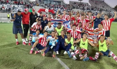 Junior, campeón de la Copa Premium. 