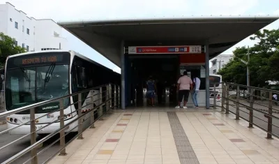 Estación de Transmetro.