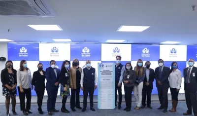 Imagen del acto de la firma del pacto.