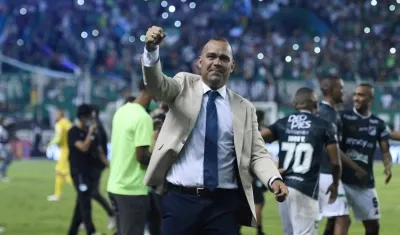 El DT Rafael Dudamel celebra con el Deportivo Cali.