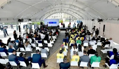 Sanción de la Ley de Comunales.