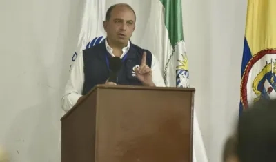 El Defensor del Pueblo, Carlos Camargo.