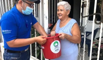 Caminantes de la salud son los encargados de verificar el cumplimiento de las recomendaciones.