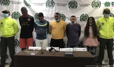 Varios de los capturados durante los operativos. 