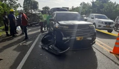 Una de las camionetas involucradas en el accidente. 