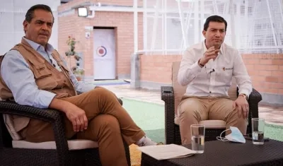 El Contralor General de la República, Felipe Córdoba (derecha).