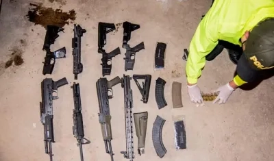 Armas incautadas por las autoridades. 