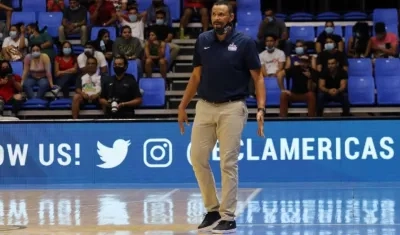 Tomás Díaz, entrenador de Titanes. 