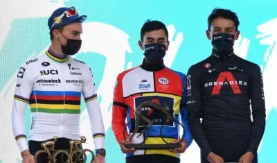 Iván Ramiro Sosa en el podium