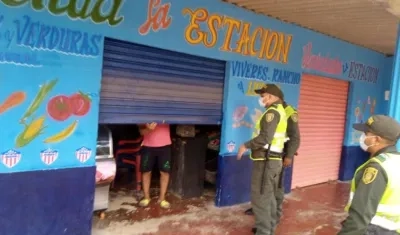 Operativos vigilando toque de queda y ley seca en municipios.