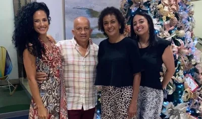 Jessica González, Carlos González, Yanet Herrera y Karen González.