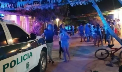 La Policía haciendo presencia en el lugar de los hechos.