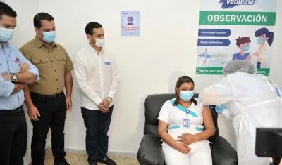 La enfermera jefa Hovalnis Molina Suárez.