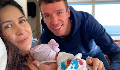 Rigoberto Urán al lado de su esposa Michel Durango y su hija Carlota. 