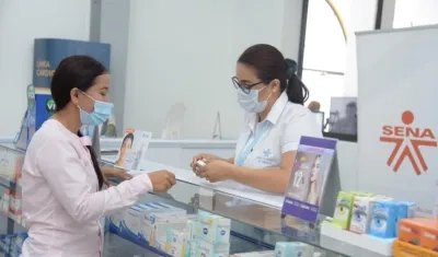 Regencia en farmacia es uno de los programas ofertados.