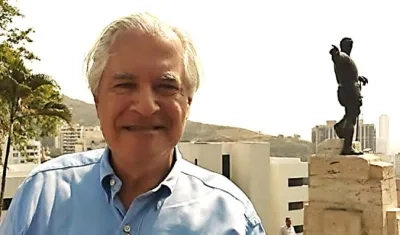 Mario Fernando Prado.