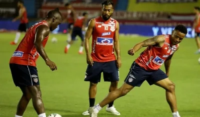 Edwuin Cetré, Luis González y Jhon Pajoy no han mostrado un buen nivel. 