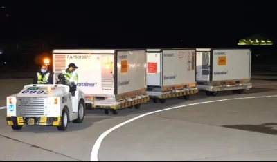 Descargue del lote de dosis.