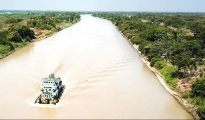 Un tramo del Canal del Dique.