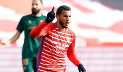 Luis Suárez, delantero samario del Granada. 