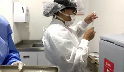 Autocuidado y vacunación son las mejores formas de evitar el Covid-19.