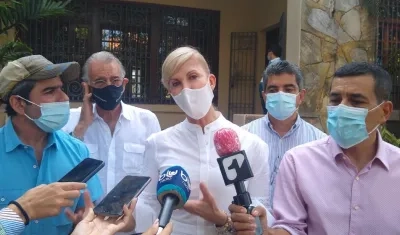 Declaración de los exmandatarios regionales.