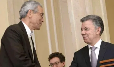 Francisco De Roux se posesionó en el cargo en el gobierno de Santos.