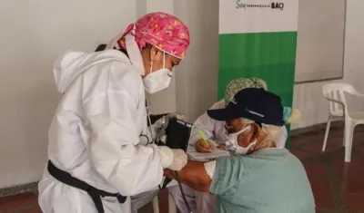 Sigue la capacitación a vacunadoras para intensificar la campaña masiva de inmunización contra el Covid-19.