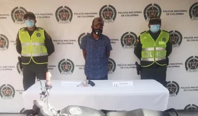 Jair Alonso Queveco López,  conocido con el alias 'El brujas'.