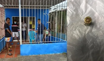 La mujer se encontraba sentada en la terraza de su casa cuando recibió el balazo. 