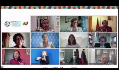 Participantes del Foro ONU Mujeres, entre ellas la vicepresidenta de Colombia, Marta Lucía Ramírez.