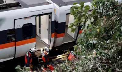 Unas 66 personas están siendo atendidas en hospitales debido a las lesiones.