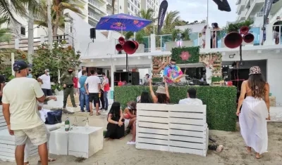 Cerraron el lugar de la fiesta donde se presentó Natalia París.