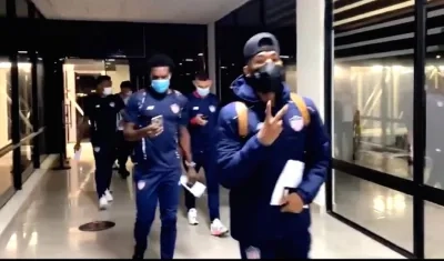 Los 'tiburones' llegando al lugar de concentración.