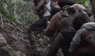 Foto para ilustrar la nota de migrantes cruzando la selva del Darién para llegar a Panamá.