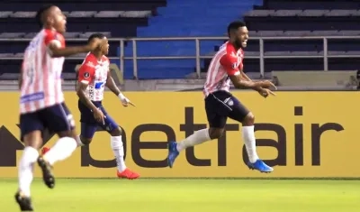 Miguel Ángel Borja celebrando el gol ante Bolívar en el Metropolitano.