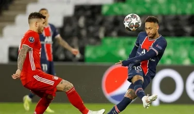 Neymar durante el partido con el Bayern. 