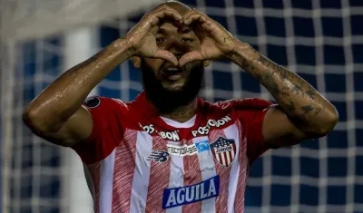 Freddy Hinestroza selló el triunfo del Junior, con el tercer gol. 