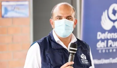 El Defensor del Pueblo, Carlos Camargo.