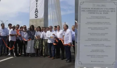 Inauguración del puente y la placa.
