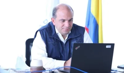 El Defensor del Pueblo, Carlos Camargo.