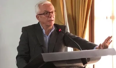 Jorge Enrique Robledo, proclamado candidato presidencial del partido Dignidad.