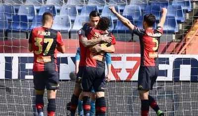 Gianluca Scamacca celebra su gol. 