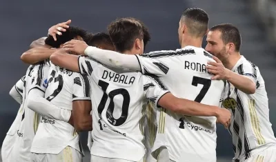 Jugadores de la Juventus celebran un gol. 
